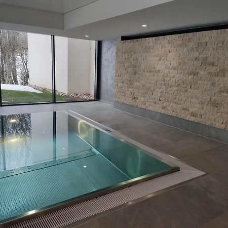 Tolles Mit Pool In Apartment *