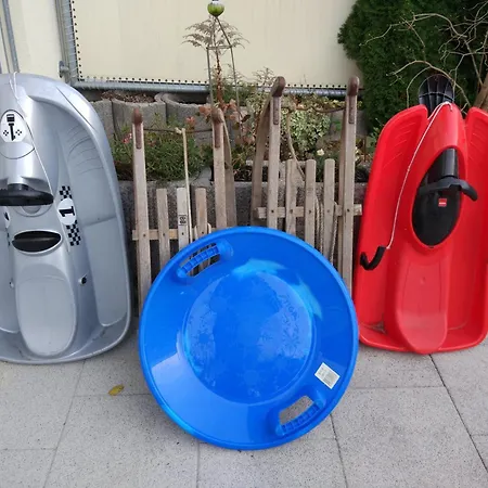 Tolles Mit Pool In 公寓 施卢赫湖